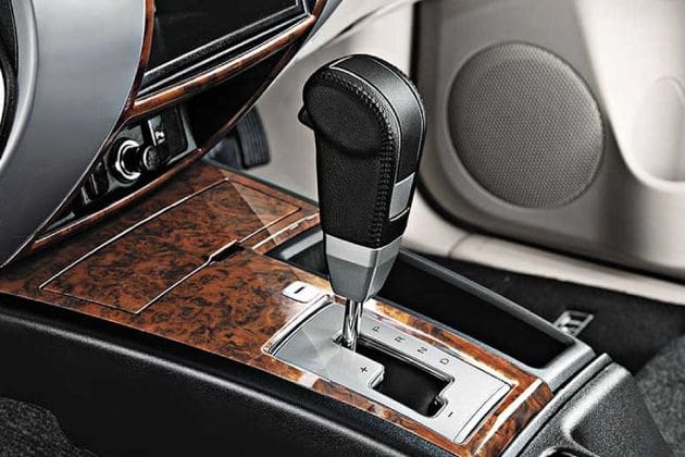 Mitsubishi pajerosport null